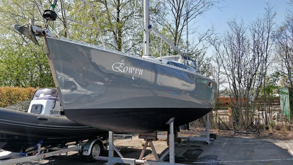 GLIMMENDE BOOT